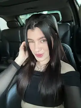 Snapshot of ARITOO_ chatting on 11.01.25 ARITOO online show from 11.01.25