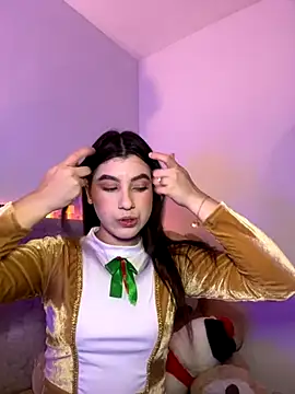 Snapshot of ARITOO_ chatting on 12.03.25 ARITOO online show from 12.03.25