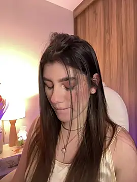 Snapshot of ARITOO_ chatting on 02.15.26 ARITOO online show from 02.15.26