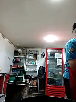 Snapshot of carolina_linarez69 chatting on 12.05.25 carolina linarez69 online show from 12.05.25