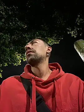 Snapshot of dantedesirexx chatting on 01.09.25 dantedesirexx online show from 01.09.25