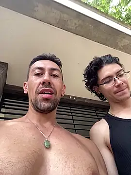 Snapshot of dantedesirexx chatting on 02.20.25 dantedesirexx online show from 02.20.25