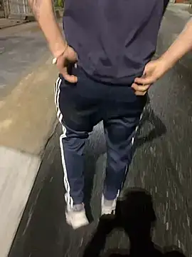 Snapshot of dantedesirexx chatting on 03.05.25 dantedesirexx online show from 03.05.25