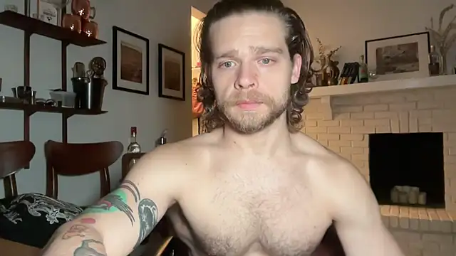 Snapshot of DaddydayDrinkzz chatting on 12.15.24 DaddydayDrinkzz online show from 12.15.24