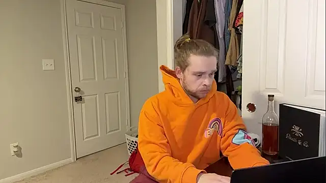 Snapshot of DaddydayDrinkzz chatting on 03.02.25 DaddydayDrinkzz online show from 03.02.25