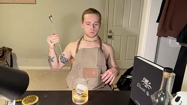 Snapshot of DaddydayDrinkzz chatting on 03.04.25 DaddydayDrinkzz online show from 03.04.25