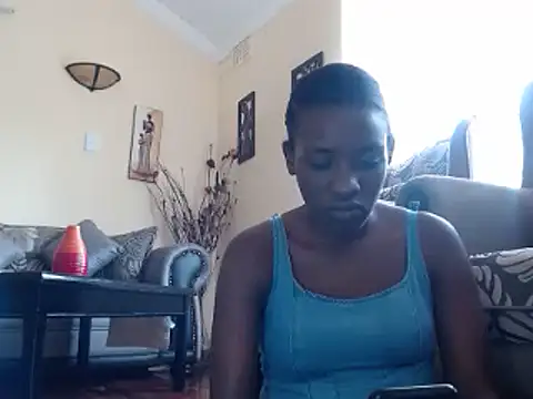 Snapshot of SexyRed18 chatting on 02.18.25 SexyRed18 online show from 02.18.25