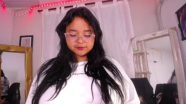 alaia 03 online show from 05.07.26