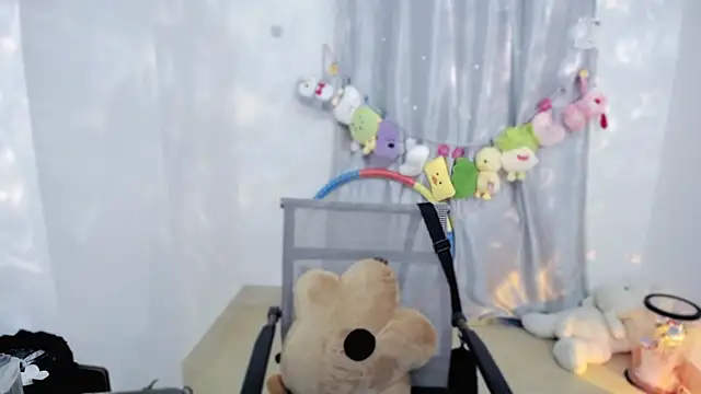 Fan ting online show from 12.04.25