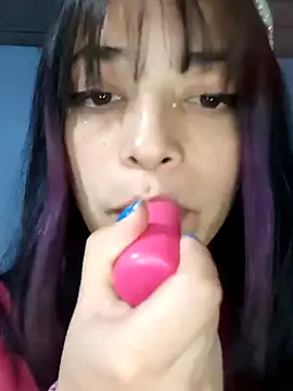 Elvishcassie  online show from 01.29.25