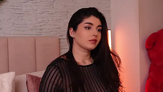 Snapshot of RachelSwaan chatting on 01.10.25 RachelSwaan online show from 01.10.25