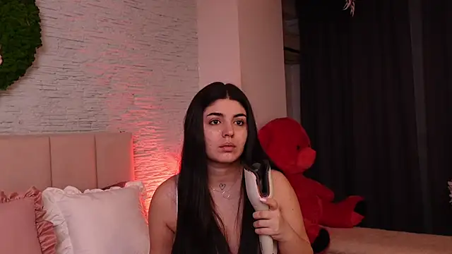 Snapshot of RachelSwaan chatting on 03.01.25 RachelSwaan online show from 03.01.25