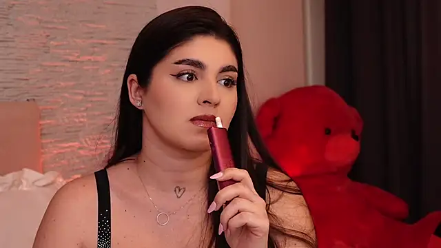 Snapshot of RachelSwaan chatting on 03.11.25 RachelSwaan online show from 03.11.25