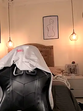 evafoxs online show from 12.03.25