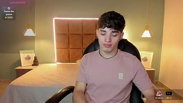 AlejooTwink online show from 11.22.25