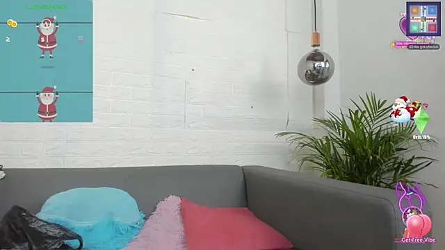 Layla 707 online show from 12.30.24