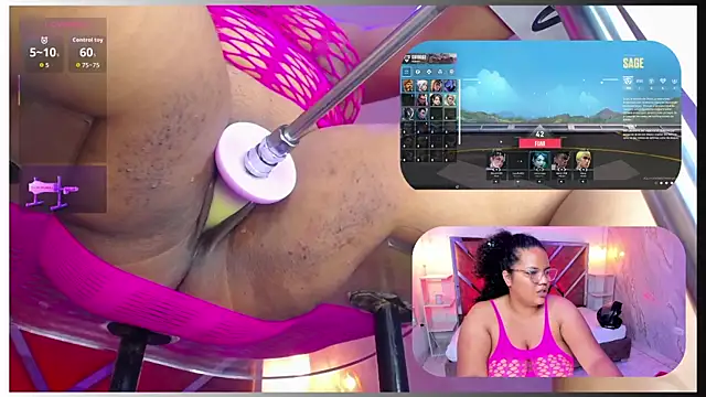 Snapshot of MhiaRey chatting on 05.11.26 MhiaRey online show from 05.11.26