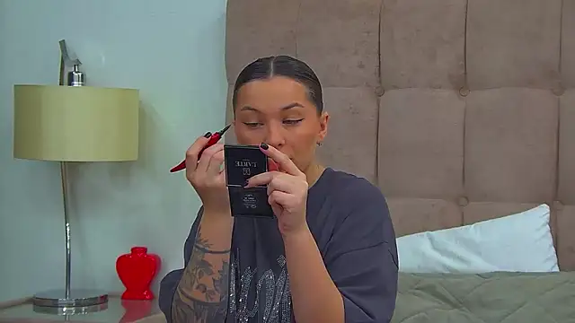 AlexandraBloom online show from 03.15.26