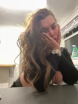 Mia MilesXXX online show from 03.10.25