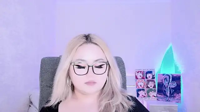 Snapshot of amelia_sunlight chatting on 12.10.24 amelia sunlight online show from 12.10.24