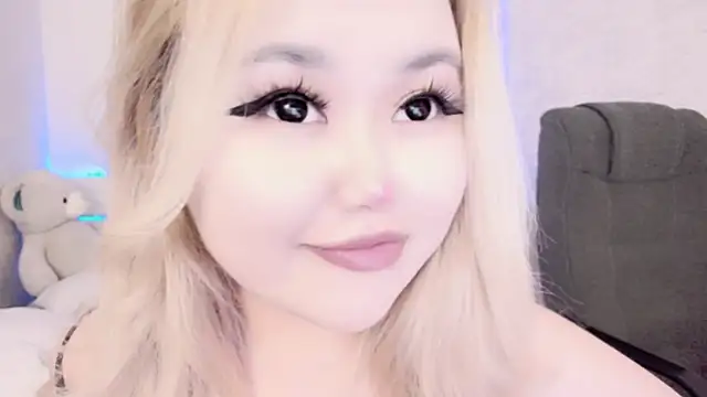 Snapshot of amelia_sunlight chatting on 12.22.24 amelia sunlight online show from 12.22.24