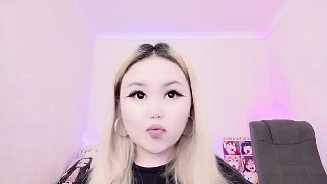 Snapshot of amelia_sunlight chatting on 02.05.25 amelia sunlight online show from 02.05.25