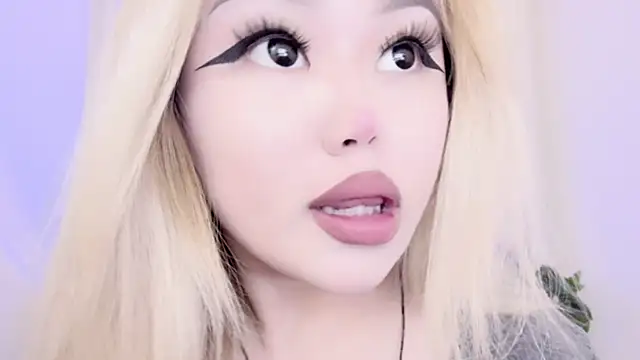 Snapshot of amelia_sunlight chatting on 03.18.25 amelia sunlight online show from 03.18.25