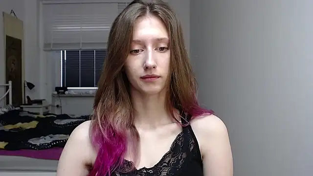 LUNA delight online show from 11.12.25