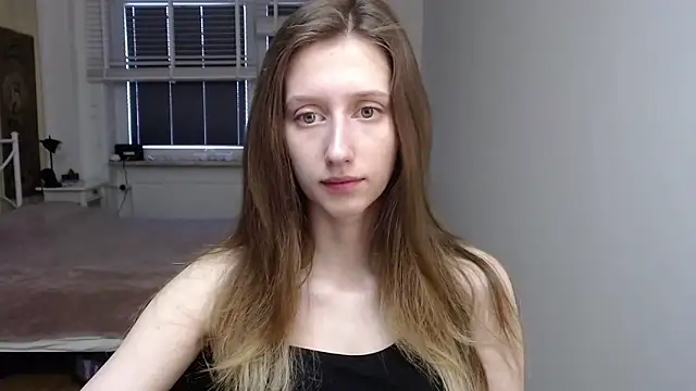 LUNA delight online show from 04.30.26