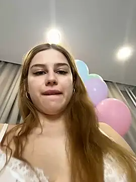 Snapshot of ChrisOnlyOne chatting on 01.07.25 ChrisOnlyOne online show from 01.07.25