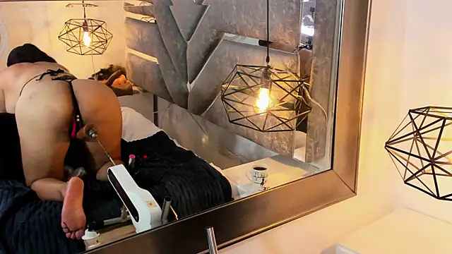 Slut Milf  online show from 07.31.26