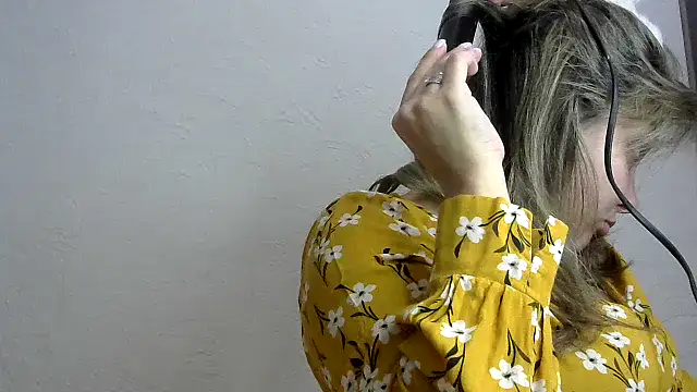 Snapshot of Iskor_ka chatting on 12.21.24 Iskor ka online show from 12.21.24
