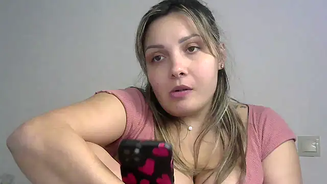 Snapshot of Iskor_ka chatting on 01.08.25 Iskor ka online show from 01.08.25