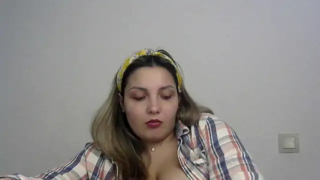 Snapshot of Iskor_ka chatting on 01.11.25 Iskor ka online show from 01.11.25