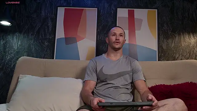 Snapshot of AxelFairchaild chatting on 11.12.25 AxelFairchaild online show from 11.12.25