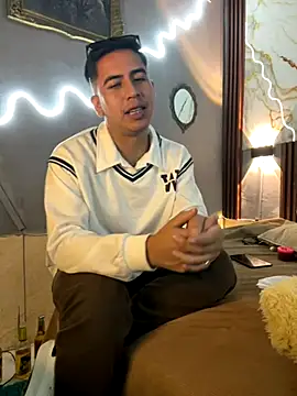 roguer darkk online show from 10.03.25