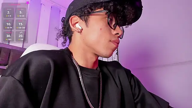 AkazaBoy  online show from 05.14.26