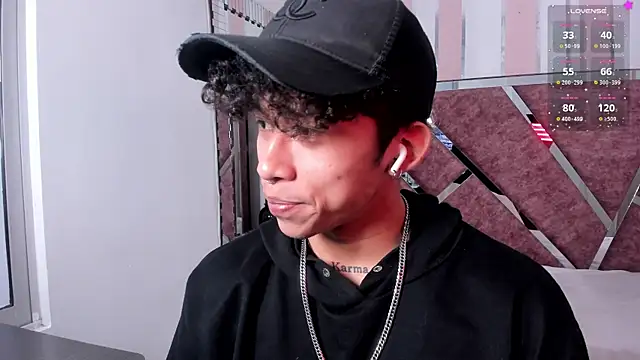 AkazaBoy  online show from 05.16.26