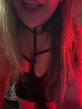 famous indian girl online show from 10.14.25