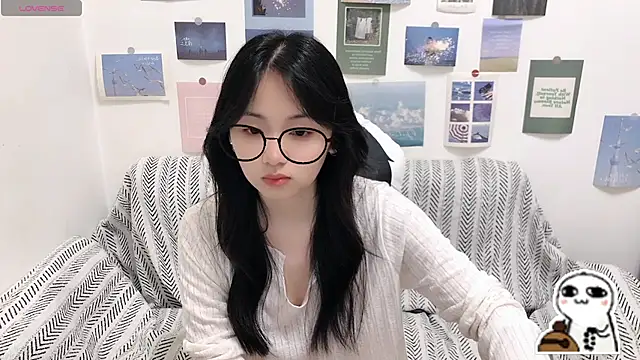 Snapshot of LiLiYbaby chatting on 06.22.26 LiLiYbaby online show from 06.22.26