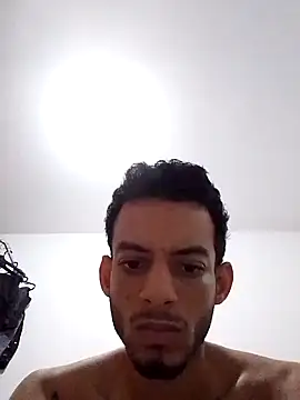 alvaroenriqe23 online show from 10.17.25