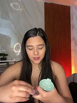 floriamANDjazmin online show from 05.05.26