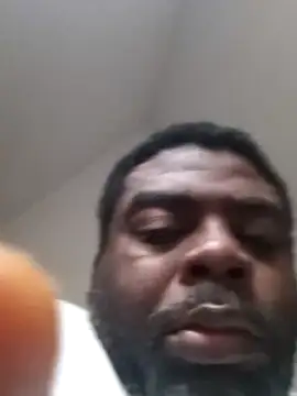 Snapshot of SLOWSTRO chatting on 02.16.25 SLOWSTRO online show from 02.16.25