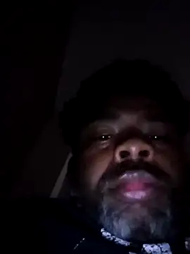 Snapshot of SLOWSTRO chatting on 10.25.25 SLOWSTRO online show from 10.25.25