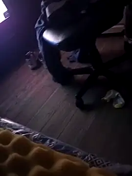 Snapshot of SLOWSTRO chatting on 11.03.25 SLOWSTRO online show from 11.03.25