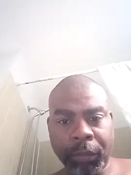 Snapshot of SLOWSTRO chatting on 11.07.25 SLOWSTRO online show from 11.07.25