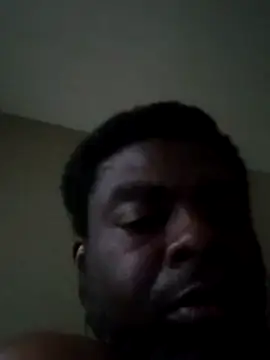 Snapshot of SLOWSTRO chatting on 02.25.26 SLOWSTRO online show from 02.25.26