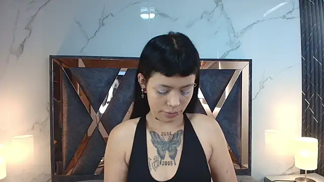 AuroraDiaz online show from 05.15.26