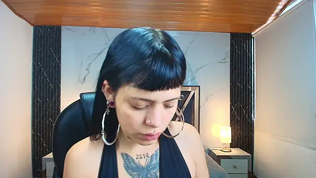 AuroraDiaz online show from 05.25.26