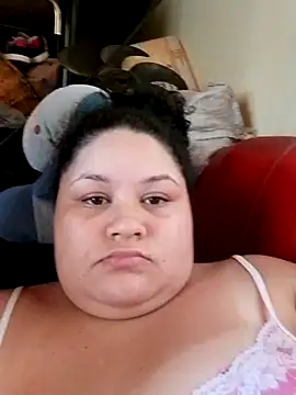 Snapshot of Kiara_Anjo22 chatting on 12.30.24 Kiara Anjo22 online show from 12.30.24